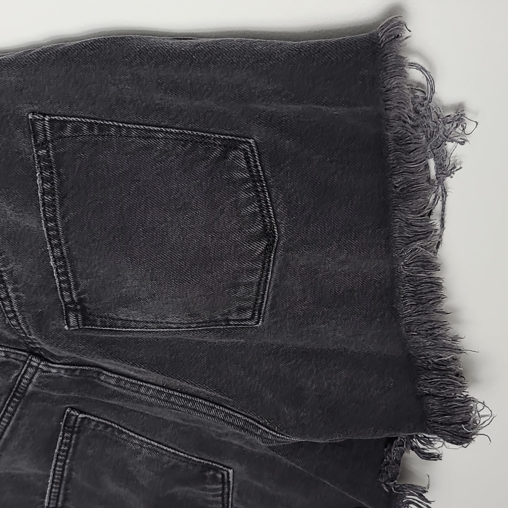 ALL SAINTS Winnie Cut Off Charcoal Black Frayed Distressed Denim Shorts Size 28 - Picture 12 of 15